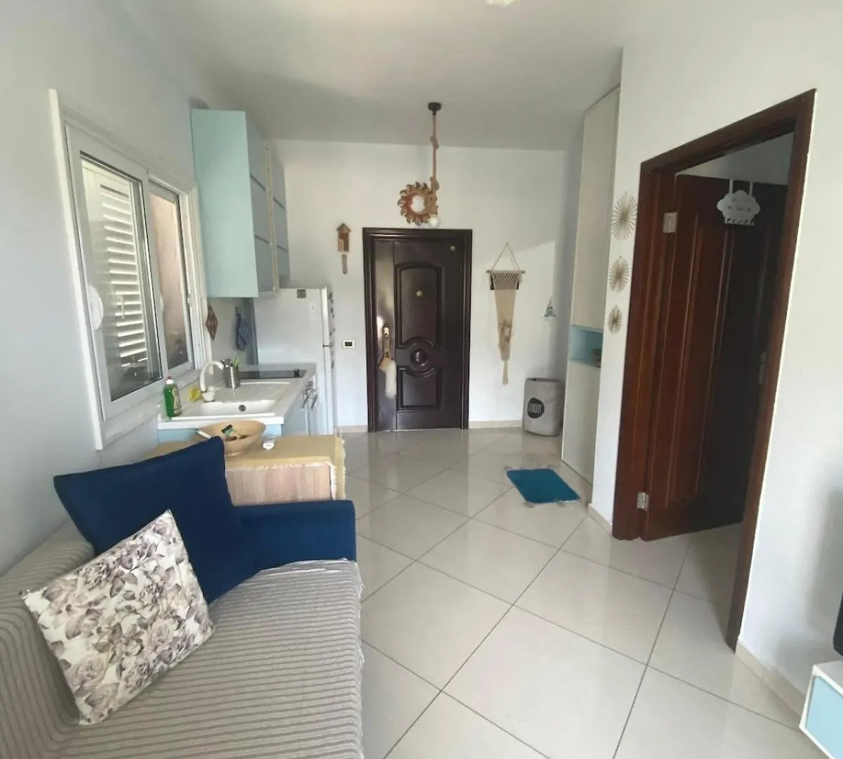 Skylark Apartments - Free Parking Dhërmi 0*,