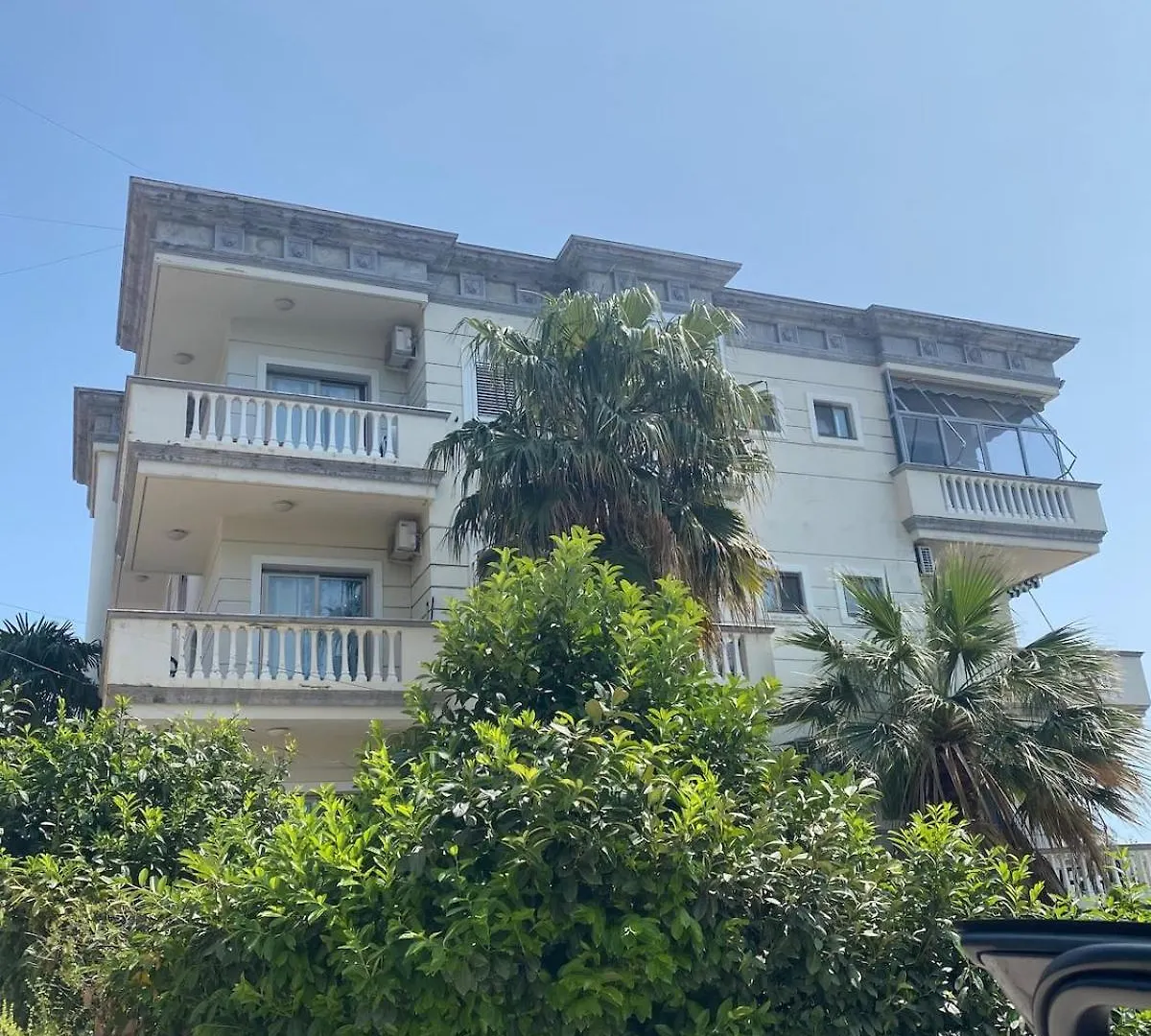 Skylark Apartments - Free Parking Dhërmi